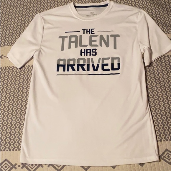 A white athletic shirt - Picture 1 of 3